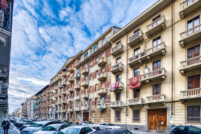 Appartamento in residenziale in Via Leinì 81