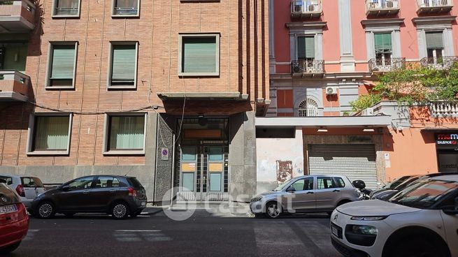 Box/posto auto in residenziale in Via Mergellina 45