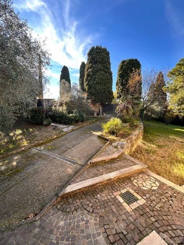 Casa indipendente in residenziale in Via delle Cicogne 40