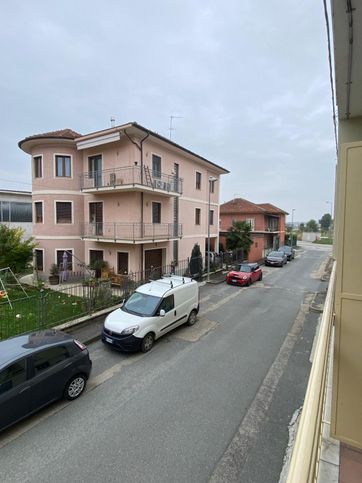 Appartamento in residenziale in Via Isolabella 11