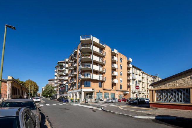 Ufficio in commerciale in Via Valdieri, 32