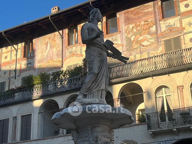 Appartamento in residenziale in Via Enrico de Nicolis