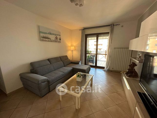 Appartamento in residenziale in Corso Enrico Gamba 24