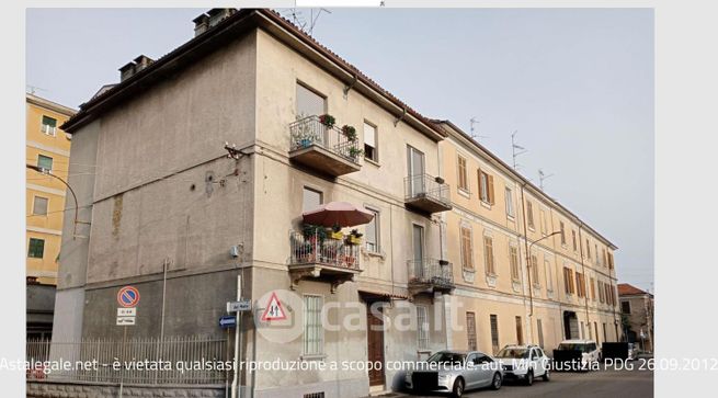 Casa indipendente in residenziale in Via Ugo Bassi 23