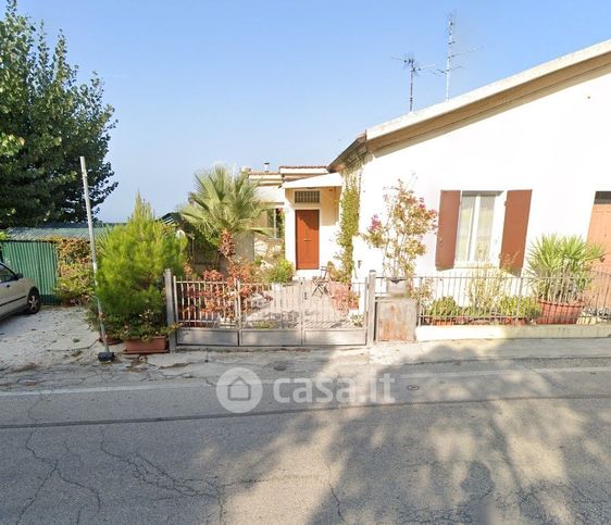 Appartamento in residenziale in Via Posatora 8