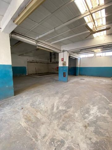 Garage/posto auto in residenziale in Via Reginaldo Giuliani 320