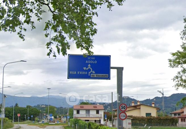 Terreno agricolo in commerciale in Via Castellana