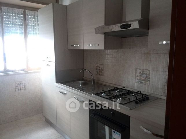 Appartamento in residenziale in Via Gennaro Tescione