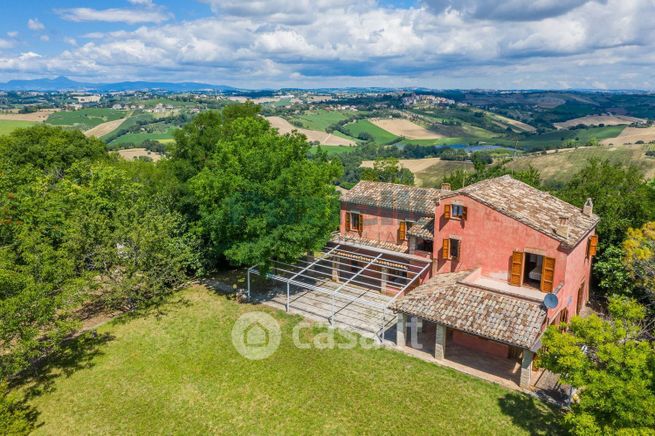 Villa in residenziale in Strada Provinciale 37