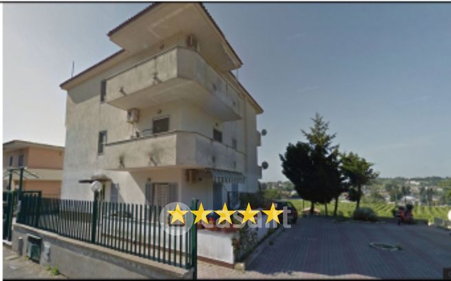 Appartamento in residenziale in Via Monterusciello