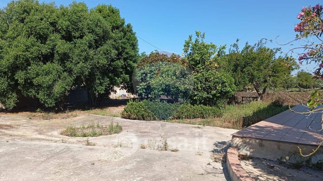 Villa in residenziale in Strada Capo Murro di Porco