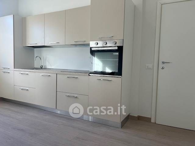 Appartamento in residenziale in Via Martiri dell' Insurrezione 1