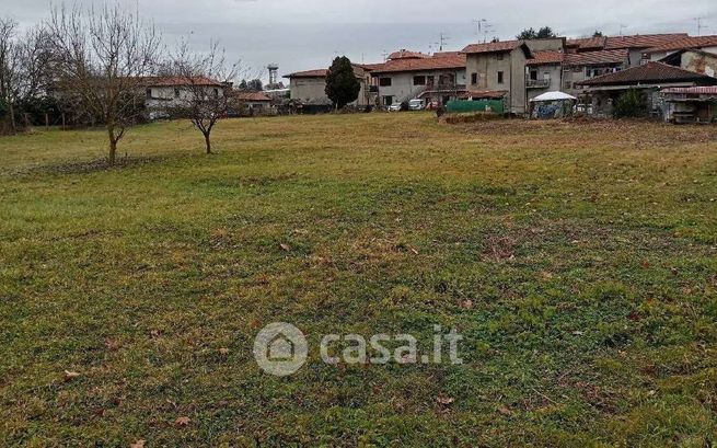 Terreno agricolo in commerciale in Via Mulini 2