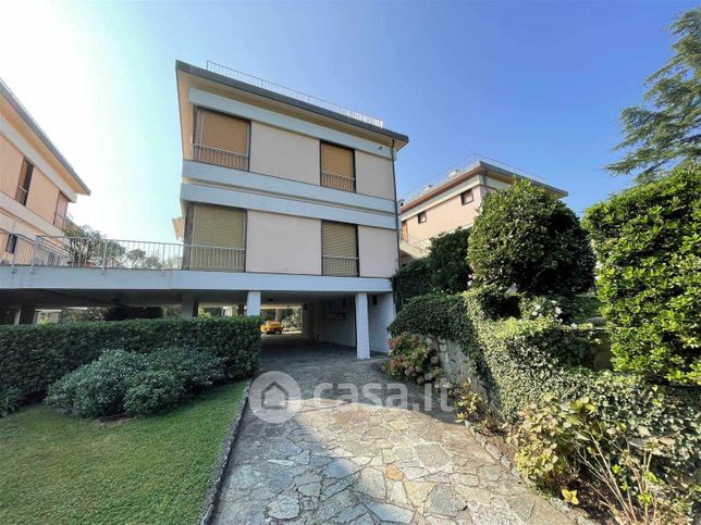 Appartamento in residenziale in Via della Pineta 37