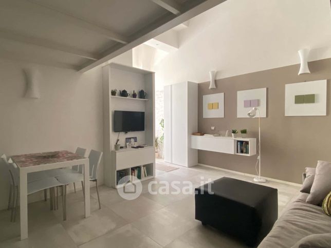 Appartamento in residenziale in Via Savona 25