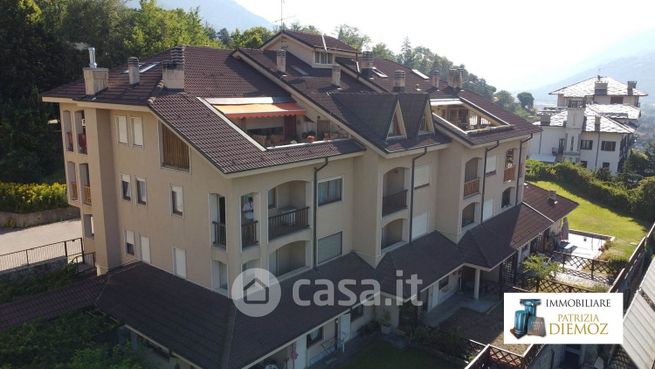 Appartamento in residenziale in Via des Seigneurs de Quart