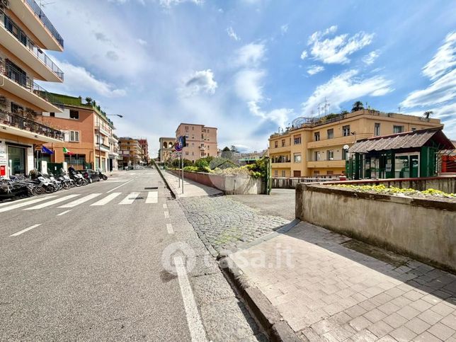 Appartamento in residenziale in Via Michelangelo Schipa 61