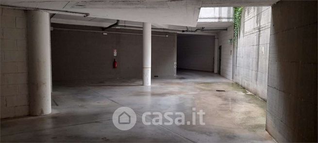 Garage/posto auto in residenziale in Via Doctor Vincenzo Rossetti