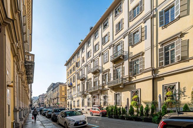 Appartamento in residenziale in Via della Rocca 22