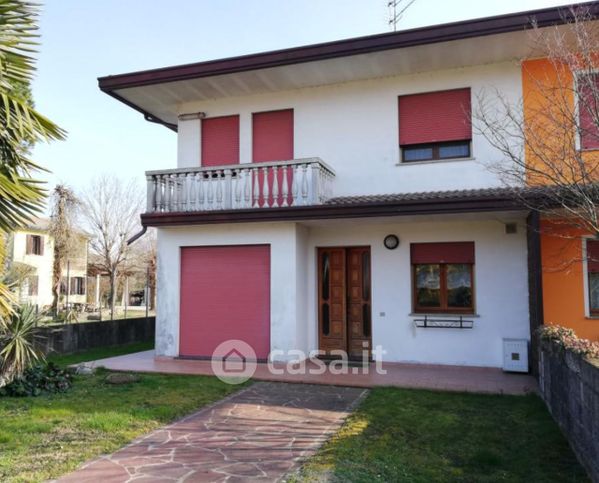 Villetta a schiera in residenziale in Località Gallianta 18