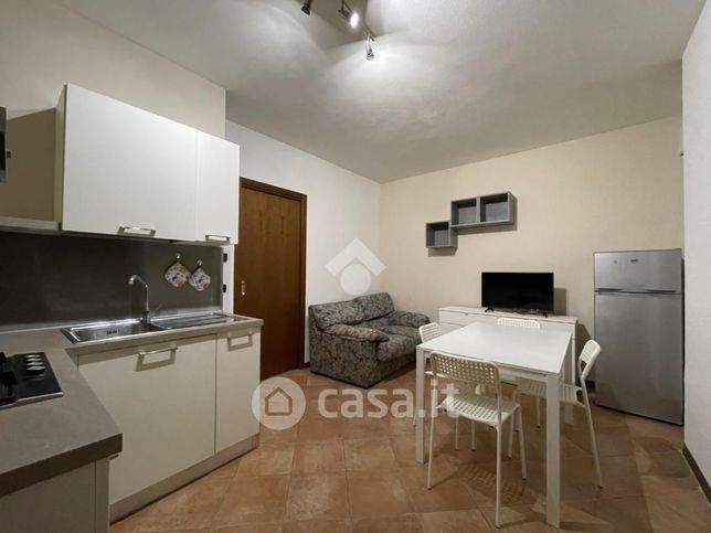 Appartamento in residenziale in Circonvallazione Ovest 59