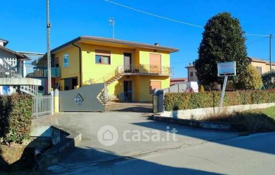 Casa indipendente in residenziale in Via Cavin Maggiore