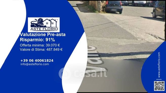 Capannone in commerciale in Viale Lucrezia della Valle