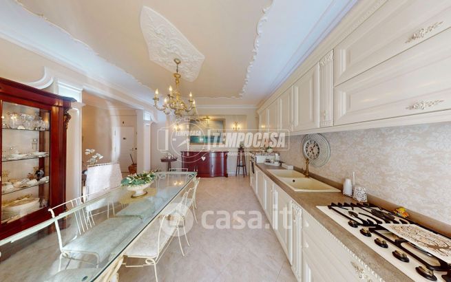 Appartamento in residenziale in Via Giotto 45