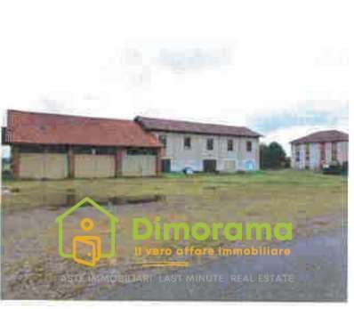 Rustico/casale in residenziale in Strada dei Ronchi