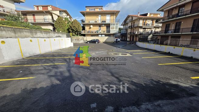 Box/posto auto in residenziale in Via L. Gemmellaro