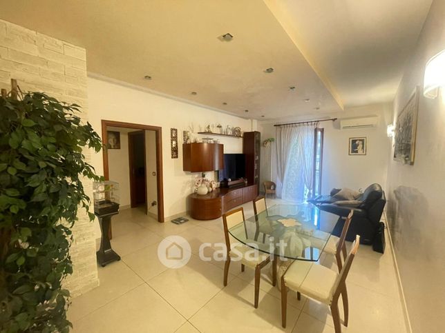 Appartamento in residenziale in Via Maggiore Gennaro Sallustio 4
