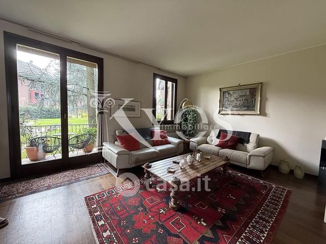 Appartamento in residenziale in Via Carlo Osma 2