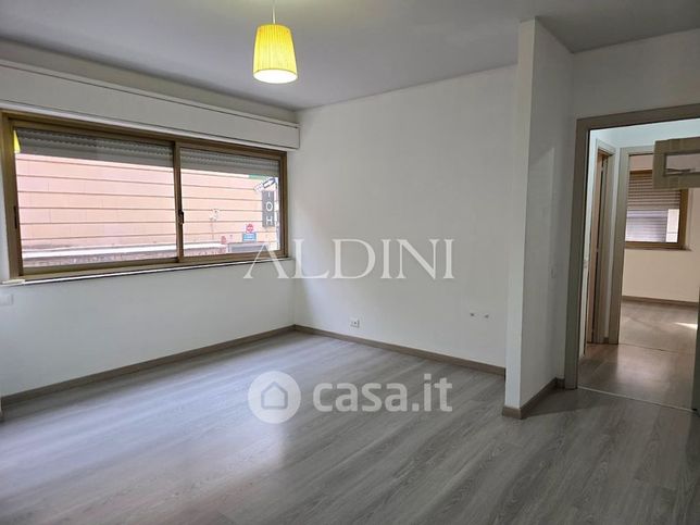 Ufficio in commerciale in Via Verona