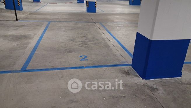 Box/posto auto in residenziale in Via Giuseppe Mazzini 15