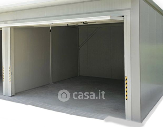 Box/posto auto in residenziale in Via Don Lorenzo Perosi