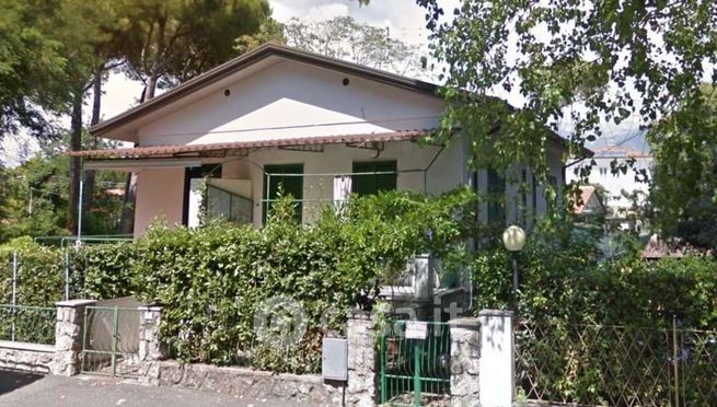 Casa indipendente in residenziale in Piazza Fabrizio de André