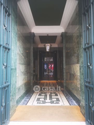 Ufficio in commerciale in Piazza Santa Maria Beltrade