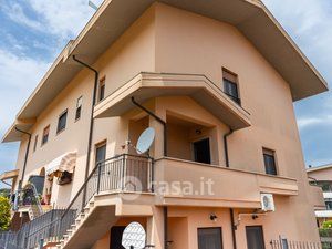 Appartamento in residenziale in Via dei Larici