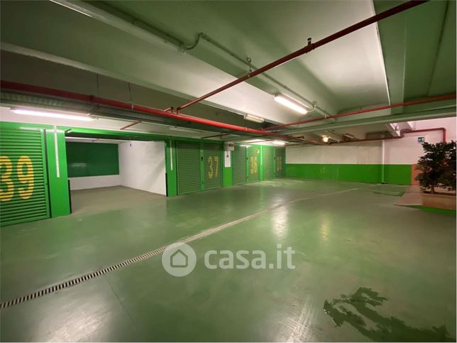 Box/posto auto in residenziale in