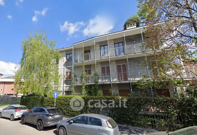 Appartamento in residenziale in Via Tullo Morgagni 22