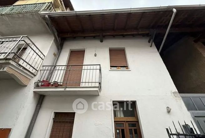 Appartamento in residenziale in Via Novara 4
