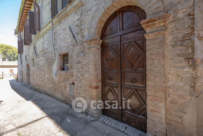 Casa indipendente in residenziale in Via San Maria 39