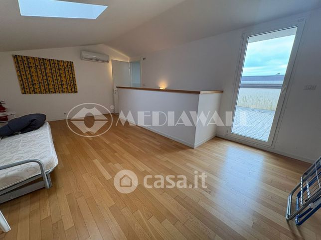 Appartamento in residenziale in Via del Leone 12
