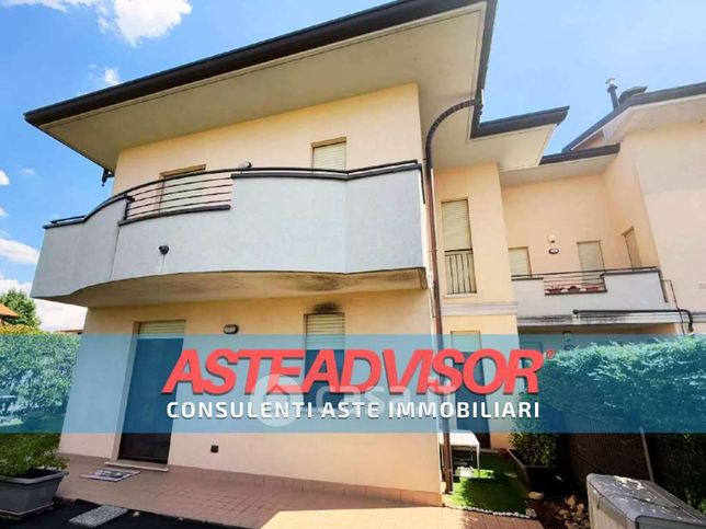Appartamento in residenziale in Via Luigi Pirandello 11