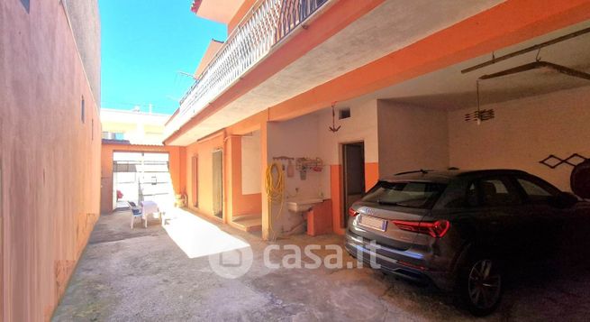 Casa indipendente in residenziale in