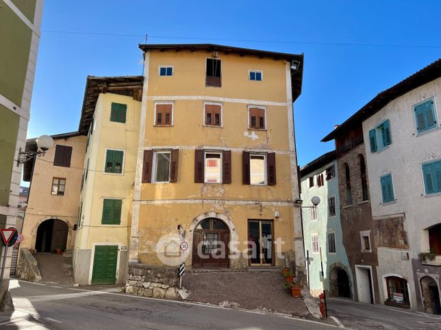 Rustico/casale in residenziale in Via Giuseppe Mazzini 3