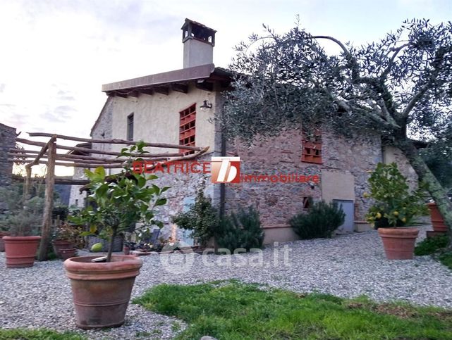 Rustico/casale in residenziale in Via Seimiglia