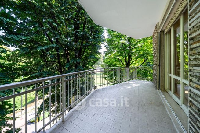 Appartamento in residenziale in Via Italo Pizzi 7