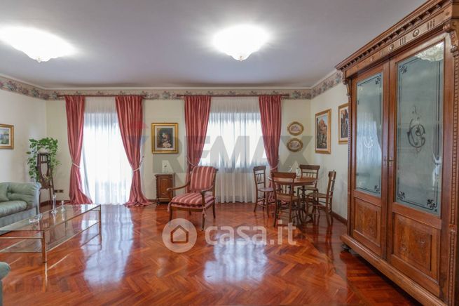Appartamento in residenziale in Via Spagnoli