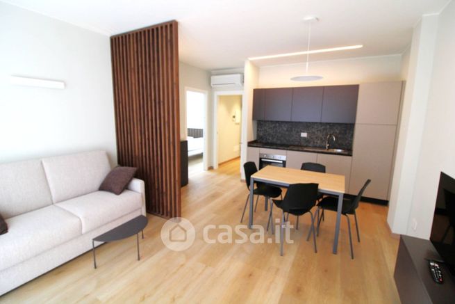 Appartamento in residenziale in Via Ivrea 8